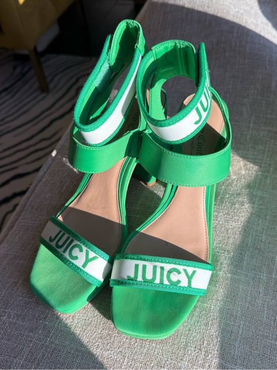 Juicy Couture Shoes - Juicy Couture Bright Green Strappy Block Heel Sandals Size 9